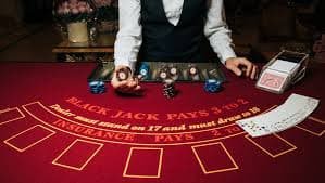 Antarmuka permainan slot freeroms menampilkan Aviator dan Sweet Bonanza